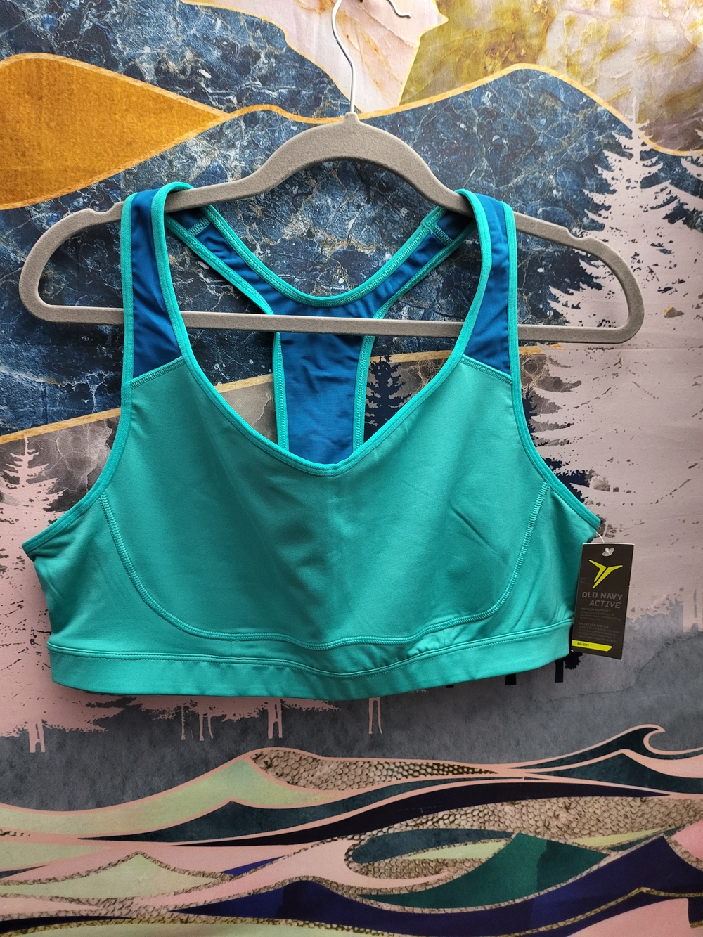 NWT! Old Navy Active Racerback Sports Bra